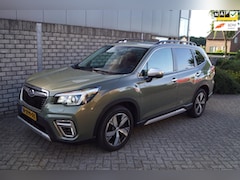 Subaru Forester - 2.0i e-BOXER First Edition 4WD Autom Panodak Leder Adaptieve Cruise Navi Camera Clima PDC