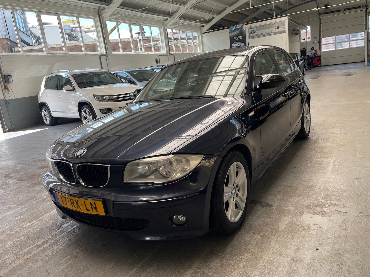 BMW 1-serie - 118i High Executive 118i High Executive - AutoWereld.nl