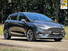 Ford Fiesta - 1.5 EcoBoost ST | H. leder | Clima | Cruise | PDC met camera | 1e eigenaar | Stoelverw. |