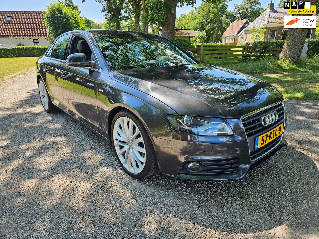 Audi A4 Limousine - 1.8 TFSI S Line - AutoWereld.nl