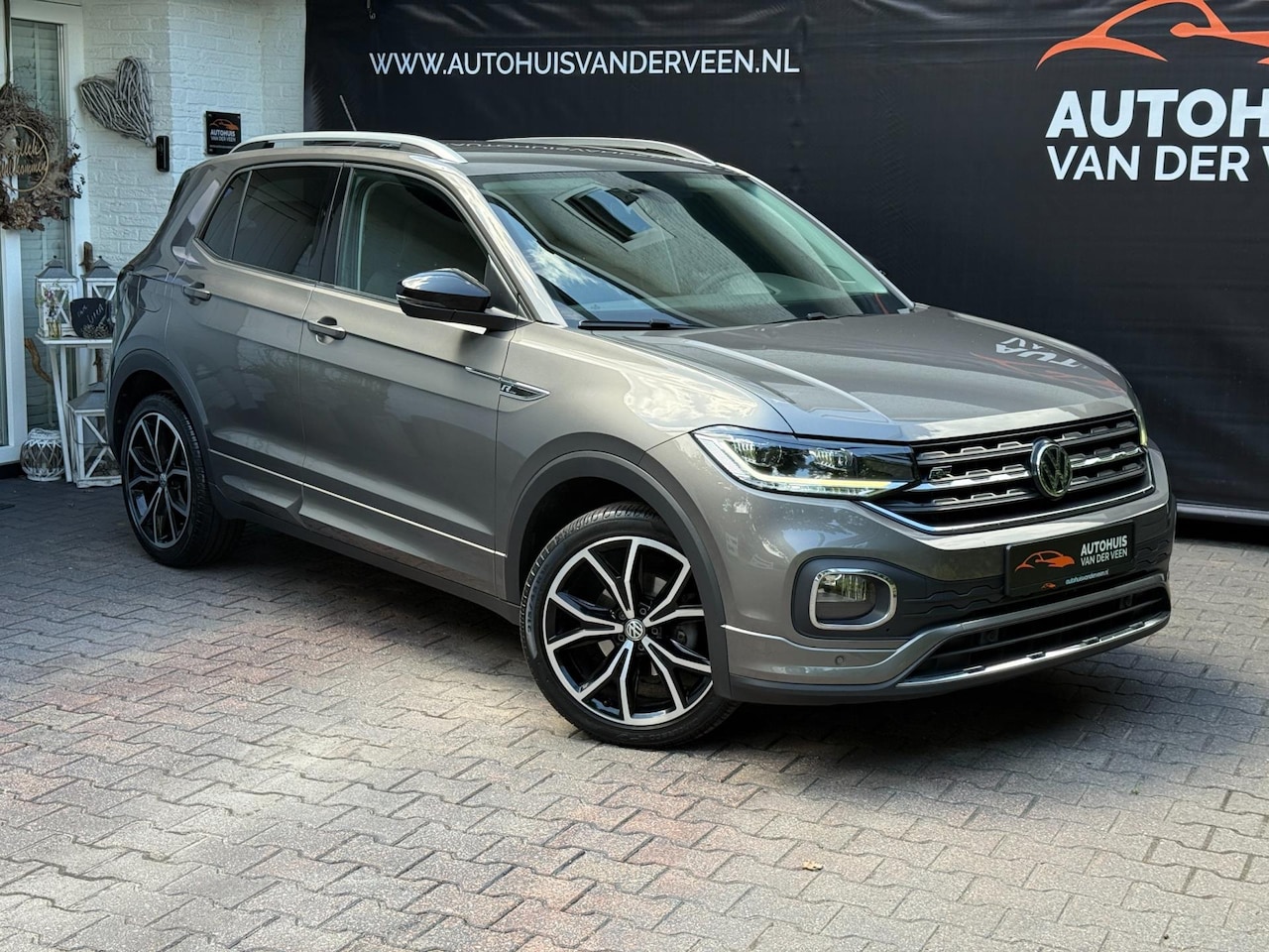 Volkswagen T-Cross - 1.0 TSI Style Business R 1.0 TSI Style Business R, 116 PK! ACC/Vir/Camera/Sound/Etc!! - AutoWereld.nl