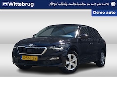 Skoda Scala - 1.0 TSI Ambition Carplay / Getint glas achter/ lm vegen 16 inch/ verwarmde buiten spiegels