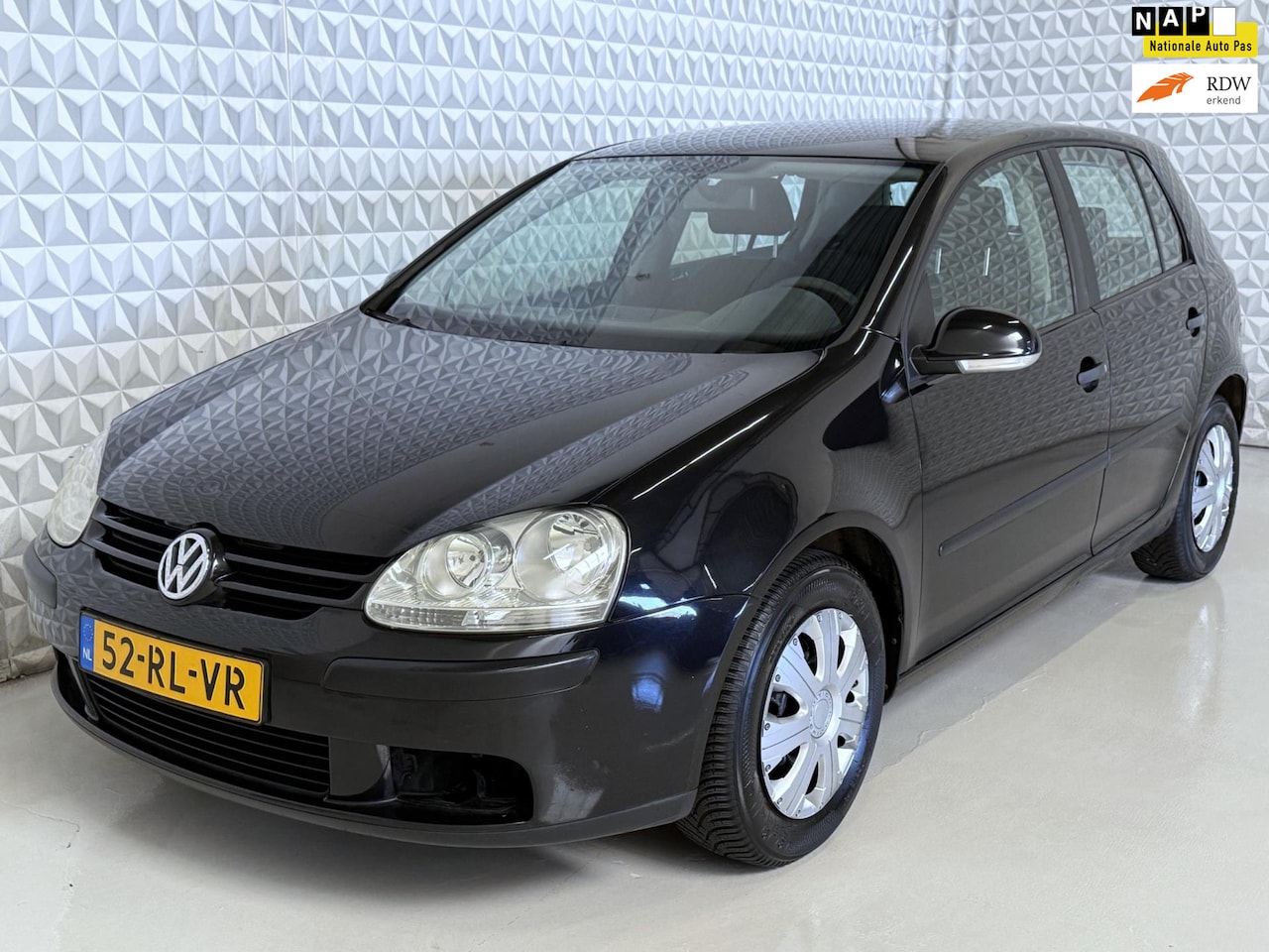 Volkswagen Golf - 1.6 FSI Turijn * LASWERK DORPELS * 198.000km (2005) - AutoWereld.nl