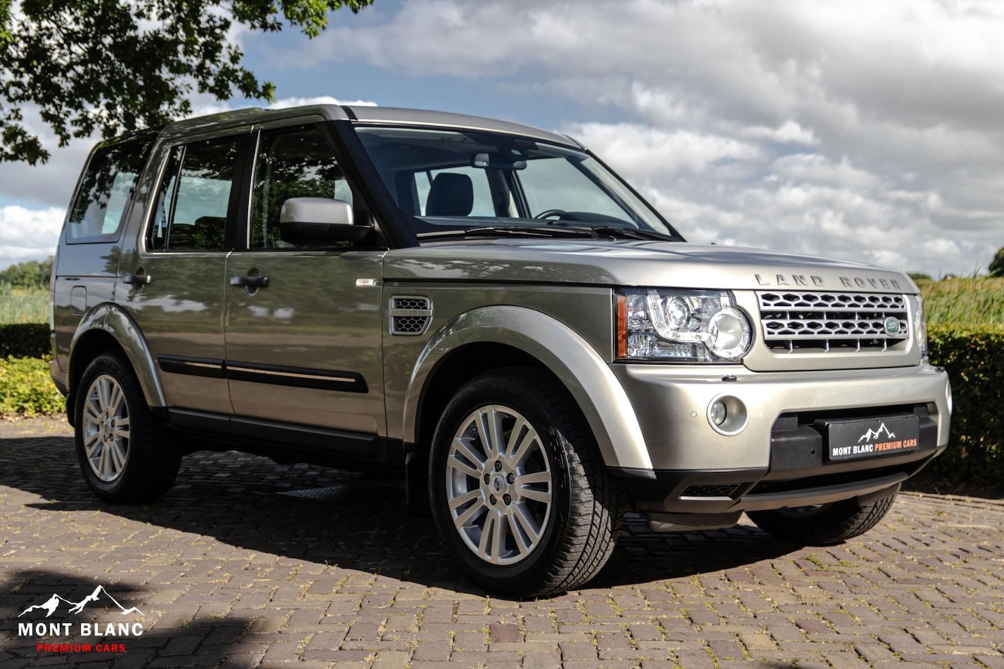 Land Rover Discovery - 3.0 SDV6 HSE|Trekhaak|1ste Eig.|Dealer ond.|Winterpakket - AutoWereld.nl