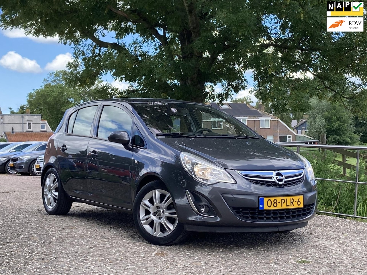 Opel Corsa - 1.4-16V Cosmo | 5-Deurs + Cruise + Clima nu €5.975,-!! - AutoWereld.nl