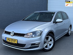 Volkswagen Golf - 1.2 TSI Highline AUTOMAAT/NAVI/VOLO-H/CRUISE/PDC
