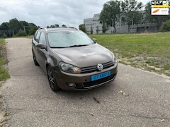 Volkswagen Golf Variant - 1.6 TDI Highline BlueMotion