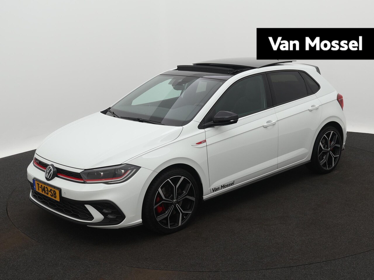 Volkswagen Polo - 2.0 TSI GTI 207PK | Automaat | Panorama Schuif/Kantel Dak | Apple CarPlay | Stoelverwarmin - AutoWereld.nl