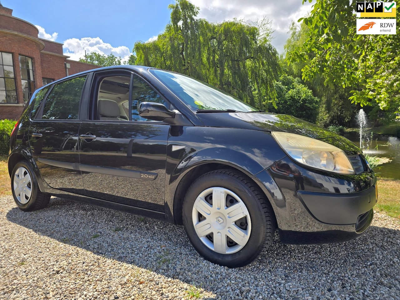 Renault Scénic - 2.0-16V Expression Luxe PANORAMA - AutoWereld.nl