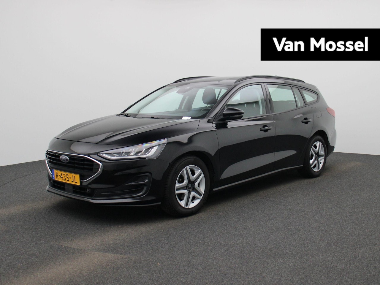 Ford Focus Wagon - 1.0 EcoBoost Hybrid Titanium | NAVIGATIE | AIRCO | CRUISE CONTROL | PARKEERSENSOREN | - AutoWereld.nl