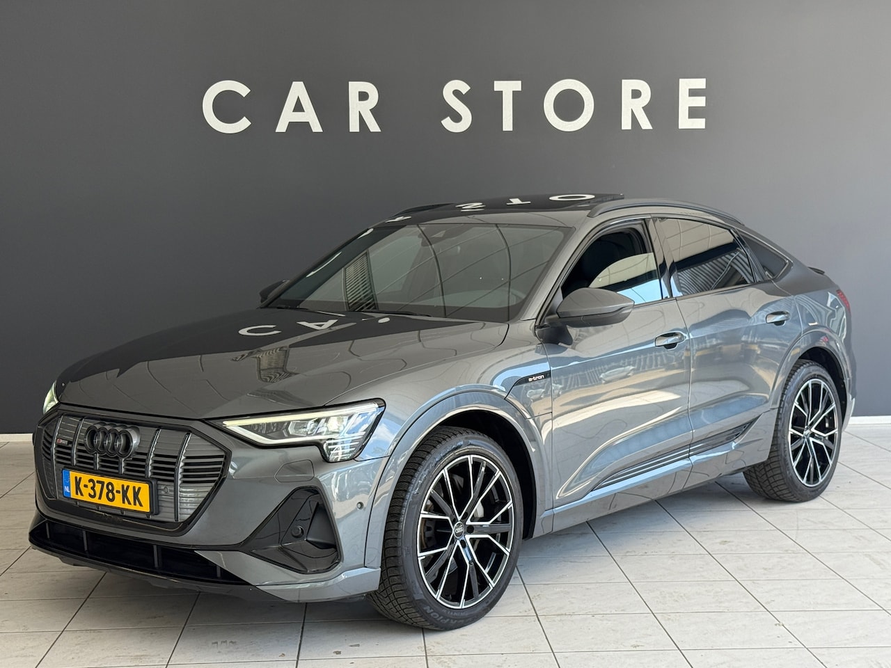 Audi e-tron Sportback - 55 QUATTRO S-Edition 95 kWh 89% SOH 21Inch|Sportstoelen - AutoWereld.nl