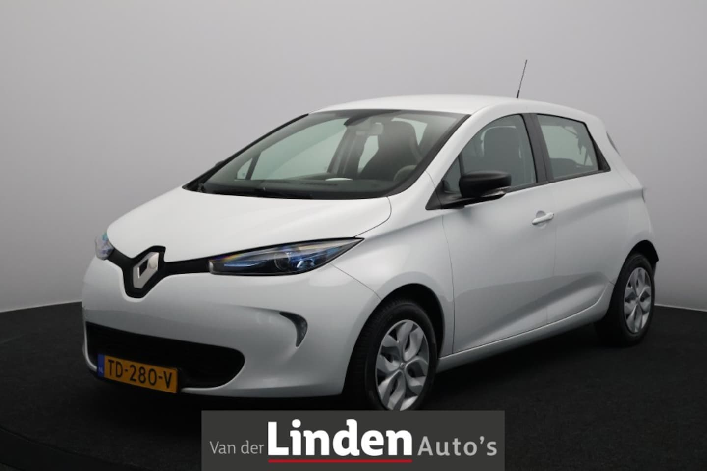Renault Zoe - R90 Life 41 kWh SOH 90% | Inclusief koopaccu | Navigatie | Cruise & Climate control | Appl - AutoWereld.nl