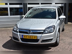 Opel Astra - 1.8 Essentia