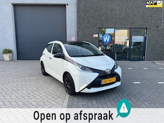 Toyota Aygo - 1.0 VVT-i x-now Airco, Cruise, Nap, Dealer onderhouden