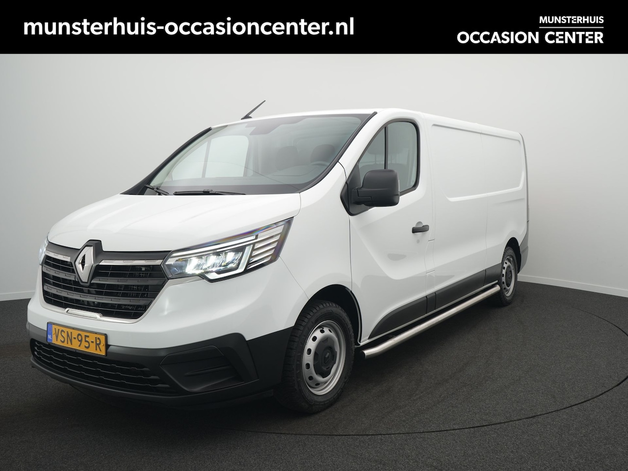 Renault Trafic - 2.0 Blue dCi 130 T30 L2H1 Start - All Seasonbanden - Sidebars - Trekhaak - AutoWereld.nl