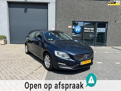 Volvo V60 - 2.0 D4 Kinetic Navi Clima Cruise Trekhaak Pdc