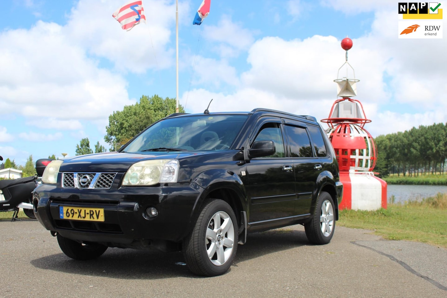 Nissan X-Trail - 2.0 Columbia 2wd *Schuifdak *Pano *MultiMedia - AutoWereld.nl