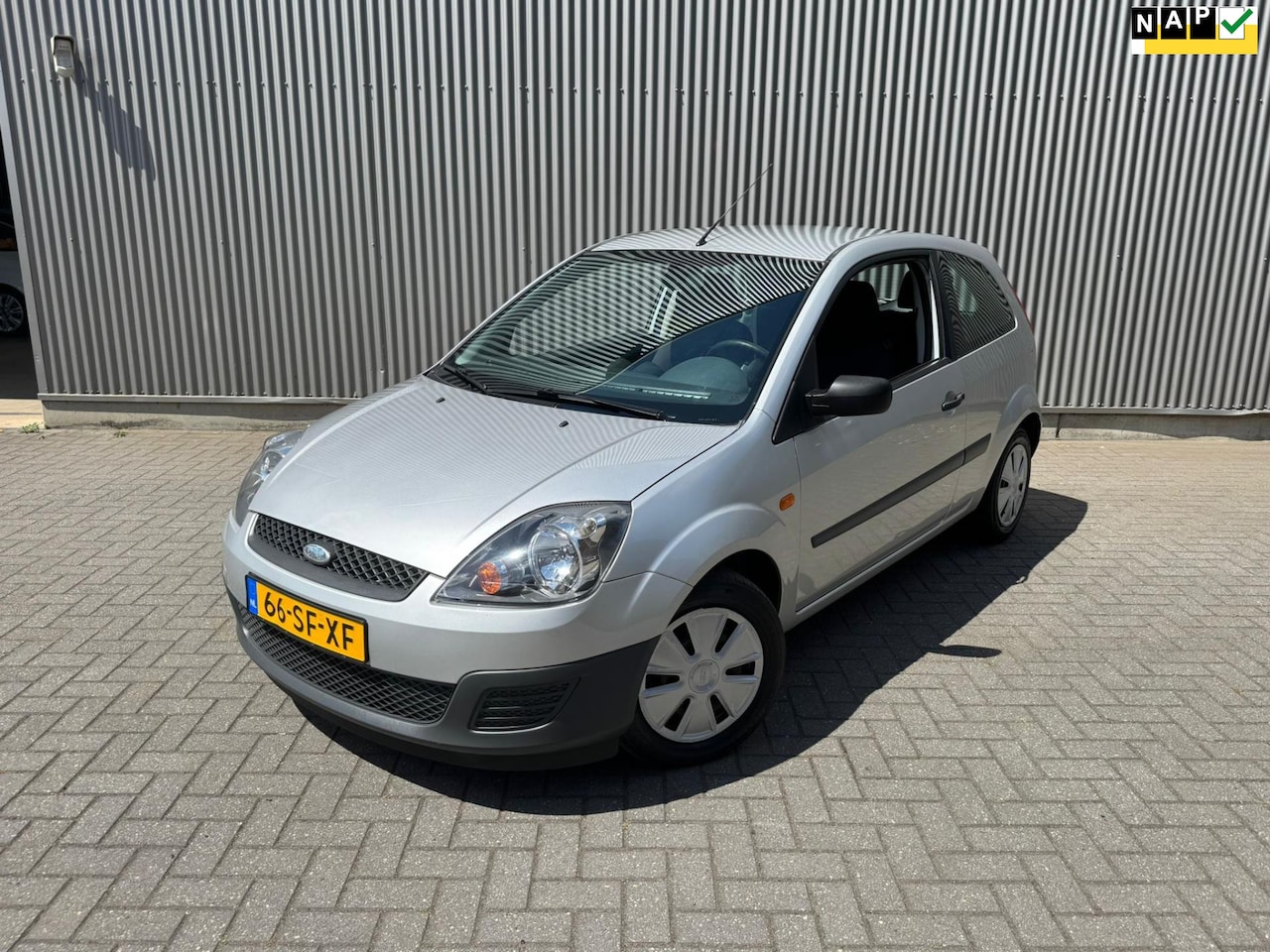 Ford Fiesta - 1.3-8V Champion|Airco|Easysound - AutoWereld.nl
