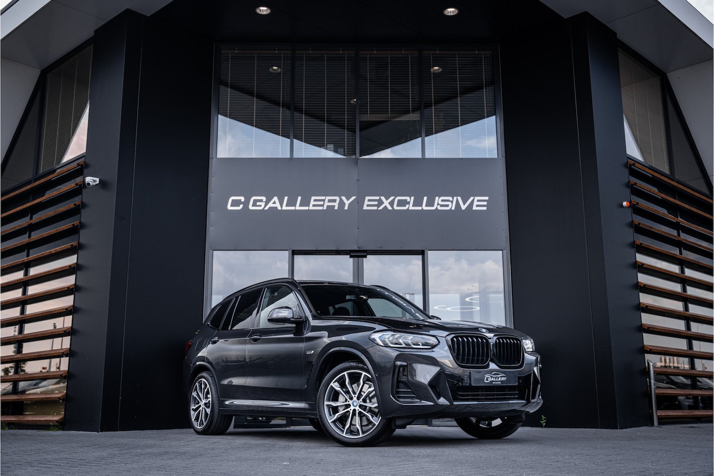 BMW X3 - xDrive30e - M Sport | Panorama | Elek. Trekhaak | HUD | Cruise Control - AutoWereld.nl