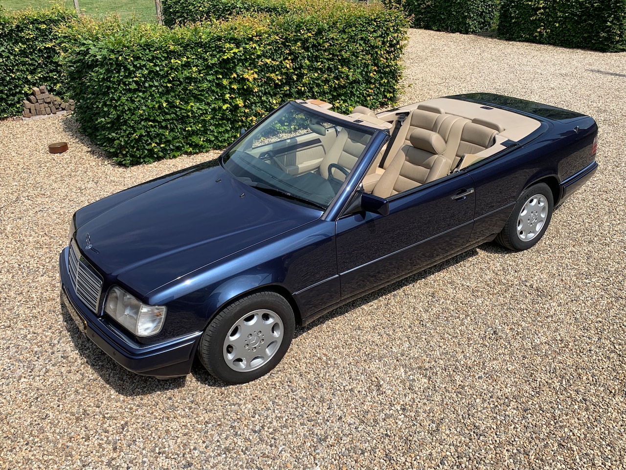 Mercedes-Benz E-klasse Cabrio - 320 V6 Full Options Perfect YOUNGTIMER - AutoWereld.nl