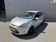 Ford Fiesta - 1.25 Trend Lage km NAP Airco|Elektrische ramen|Multimedia