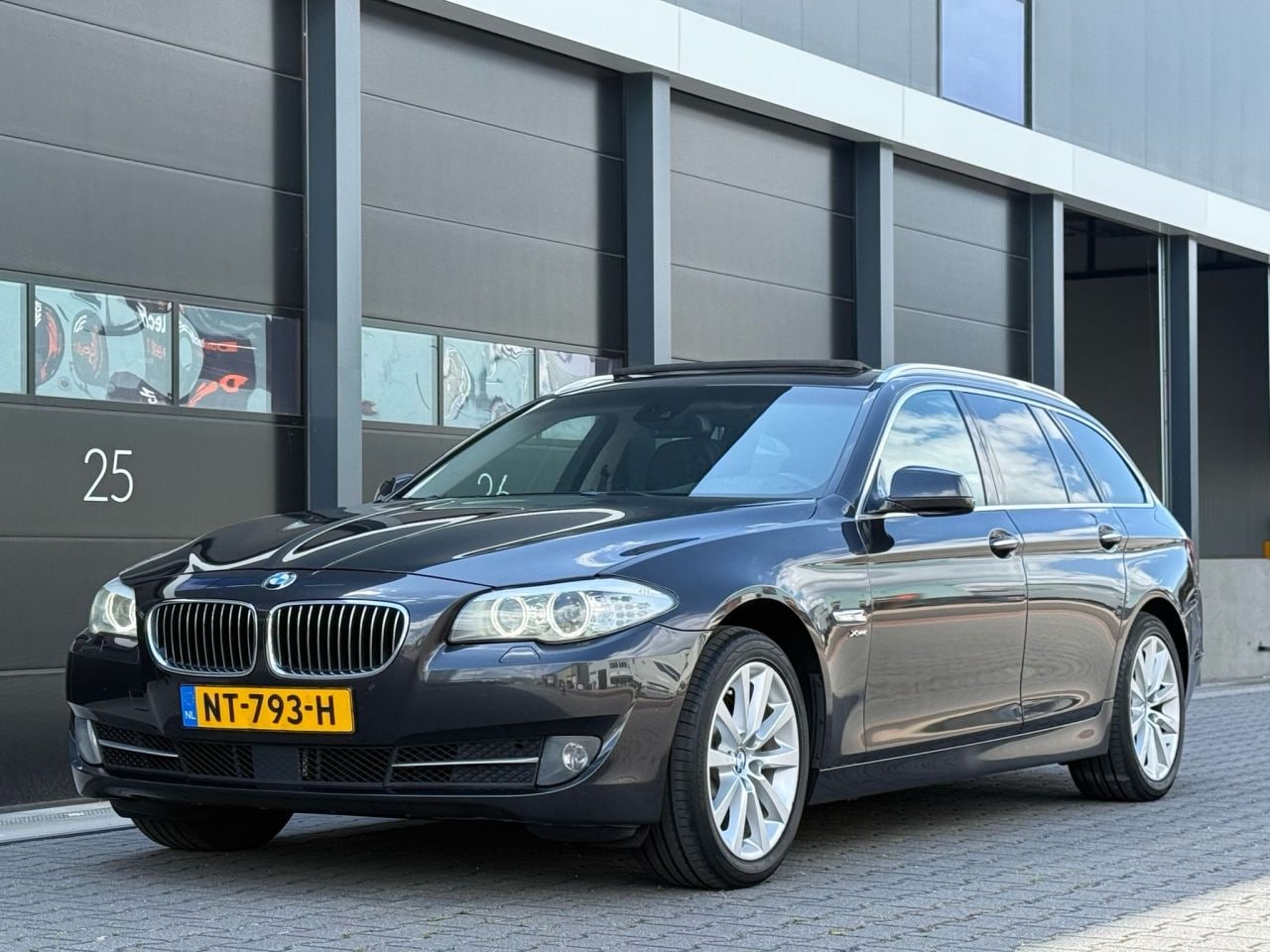 BMW 5-serie Touring - 525xd Panorama Hade-Up Clima - AutoWereld.nl