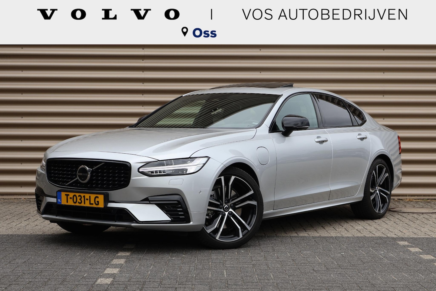 Volvo S90 - T8 AWD R-Design | Schuif/kantel-dak | 360 Camera | Elektr. trekhaak - AutoWereld.nl