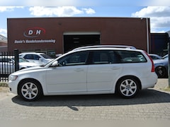 Volvo V50 - 2.5 T5 R-Design automaat leder trekhaak inruil mogelijk