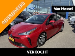 Toyota Prius - 1.8 Executive Automaat | Trekhaak | Winterset | Panoramadak | Parkeersensoren V/A | Camera