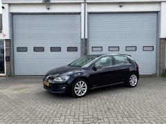 Volkswagen Golf - 1.2 TSI Trendline