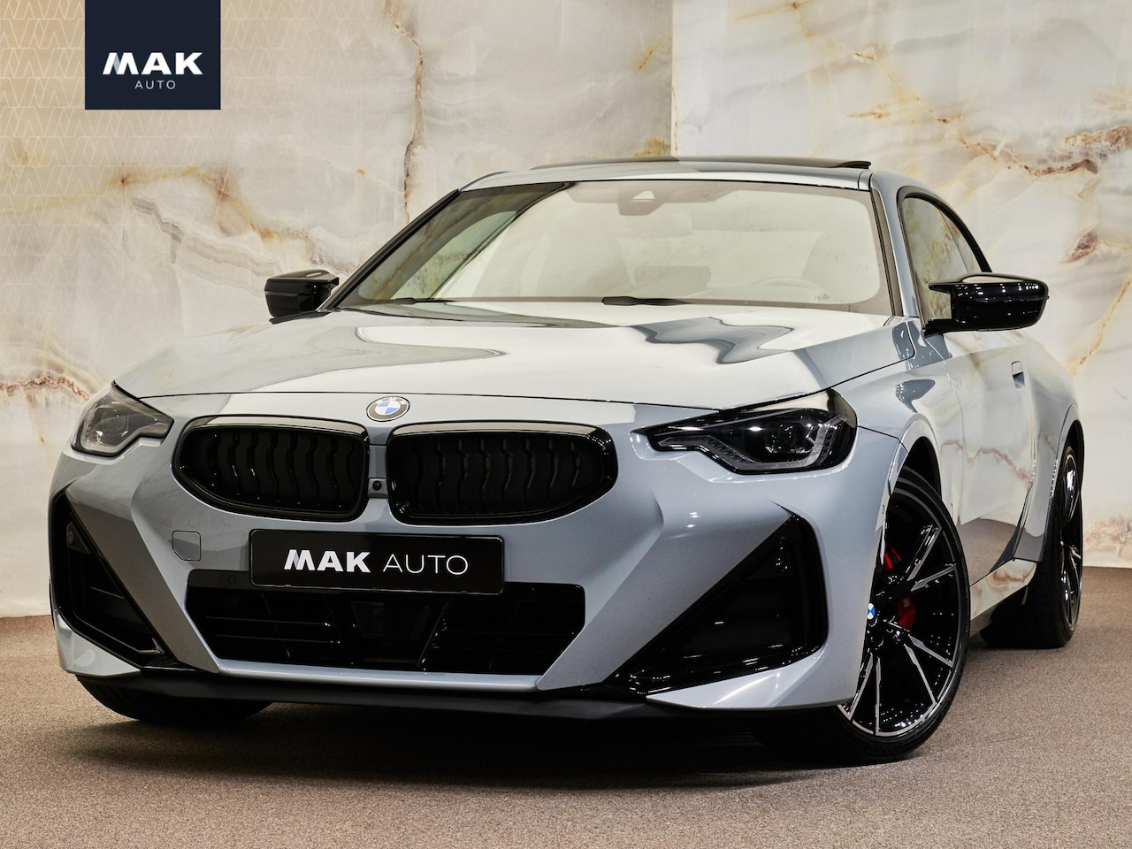BMW 2-serie Coupé - M240i xDrive M240i xDrive, M Stoelen, 19", tr.haak, schuifdak, H/K, HUD, memory, privacy - AutoWereld.nl