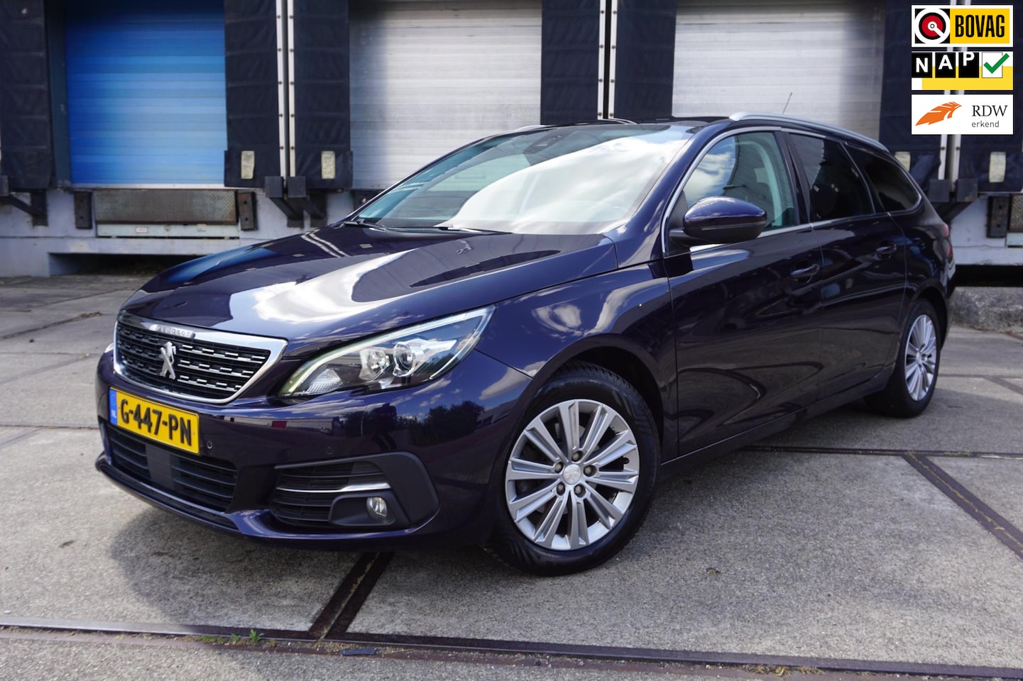 Peugeot 308 SW - 1.2 PureTech Blue Lease Premium BTW Aftrekbaar. - AutoWereld.nl