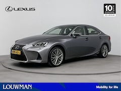 Lexus IS - 300h Hybrid Luxury Line Limited | Stoelverwarming | Elektr. Stoelverstelling |