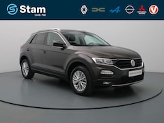 Volkswagen T-Roc - 150pk TSI Style Business Camera | Adapt. Cruise | Navi | Parkeersens. v+a | Trekhaak
