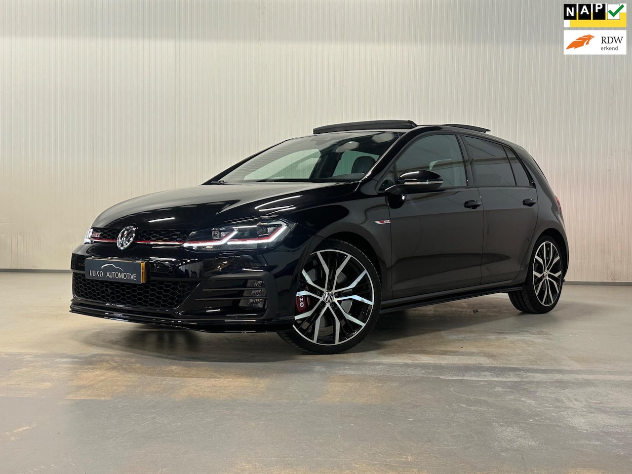 Volkswagen Golf - 2.0 TSI GTI Performance | DYNAUDIO | DIGITAL COCKPIT | PANO | DCC - AutoWereld.nl