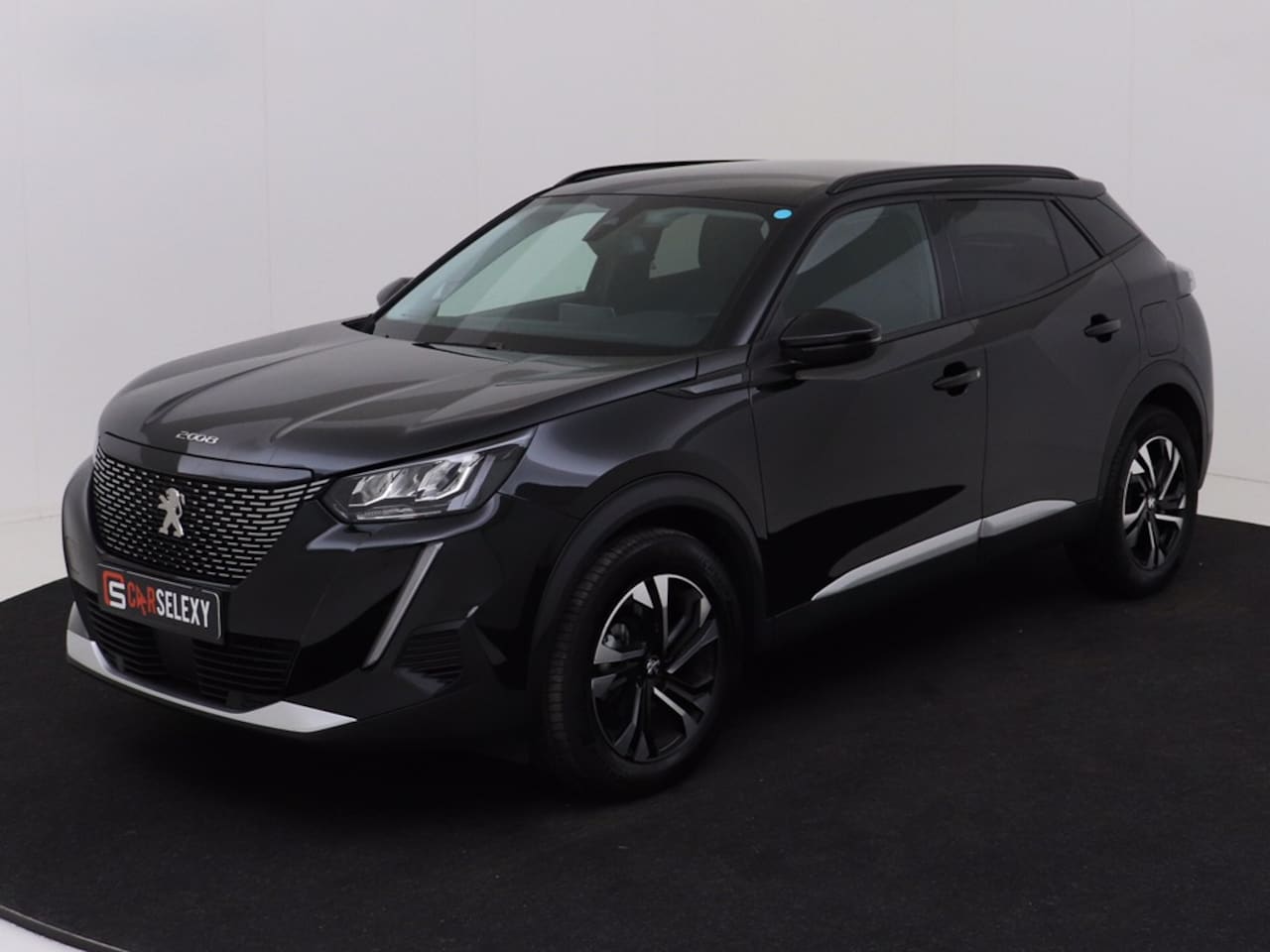 Peugeot 2008 - 1.2 PureTech Allure Pack 130pk Automaat, Trekhaak - AutoWereld.nl
