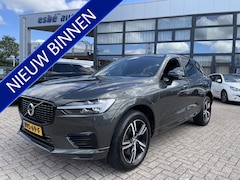 Volvo XC60 - 2.0 T6 Plug-in hybrid 340 pk AWD R-Design Trekhaak Panoramadak Camera Bliss Full Led Kopla