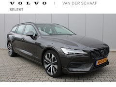 Volvo V60 - B3 Essential Edition | Trekhaak | Stoelverwarming | Pilot Assist