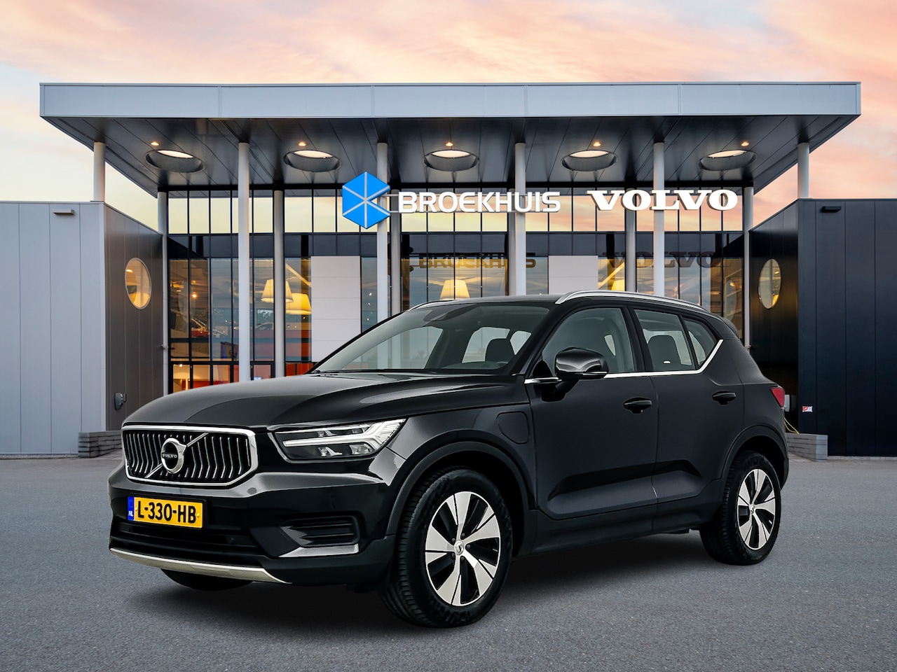 Volvo XC40 - 1.5 T4 Recharge Inscription Expression | 18" | Parkeersensoren | Parkeerverwarming | Cruis - AutoWereld.nl