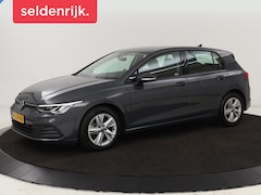 Volkswagen Golf - 1.0 TSI Life | Carplay | Sfeerverlichting | Navigatie | Adaptive cruise | Full LED | Parke
