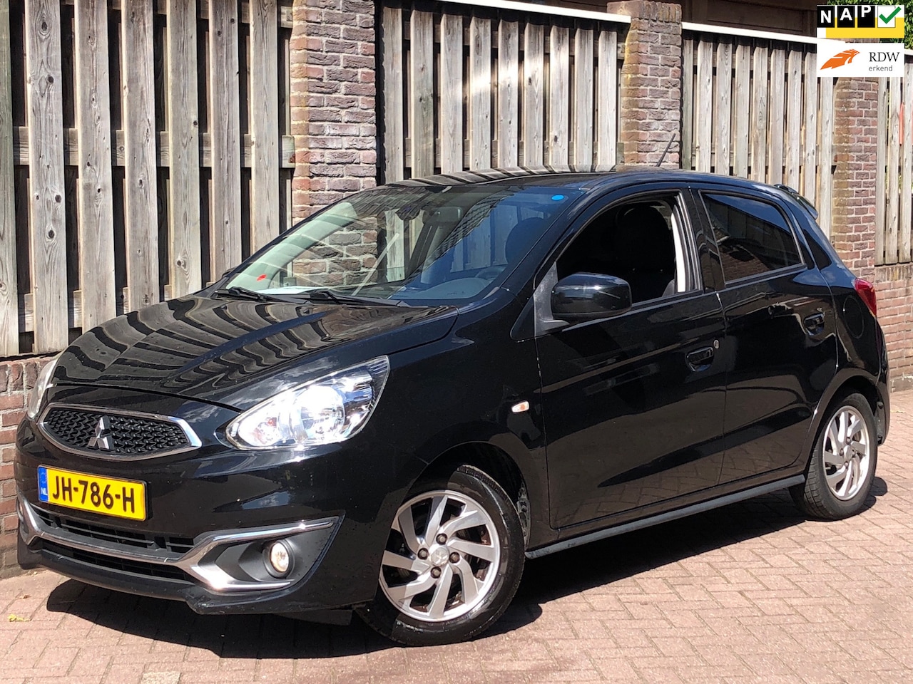 Mitsubishi Space Star - 1.0 Intense AUTOMAAT, Airco, 5-deurs, regensensor - AutoWereld.nl