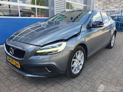 Volvo V40 Cross Country - V-40 1.5 T3 Kinetic Automaat