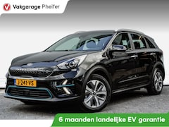 Kia e-Niro - DynamicLine 64 kWh 3-Fase/ Camera/ Facelift/ Stoel-stuurverwarming/ Carplay/ Navigatie/ Ha