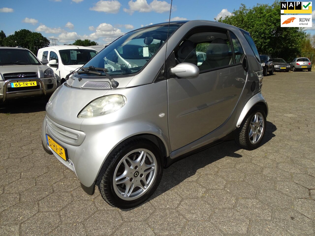 Smart City-coupé - Smart & pure AUTOMAAT/AIRCO - AutoWereld.nl