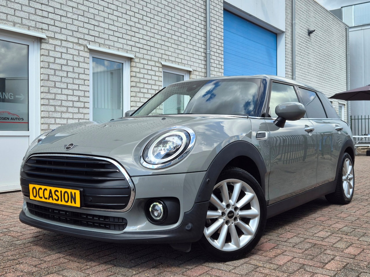 MINI Clubman - Mini 1.5 One Airco-Carplay-Led-Keyless-Ambiance - AutoWereld.nl
