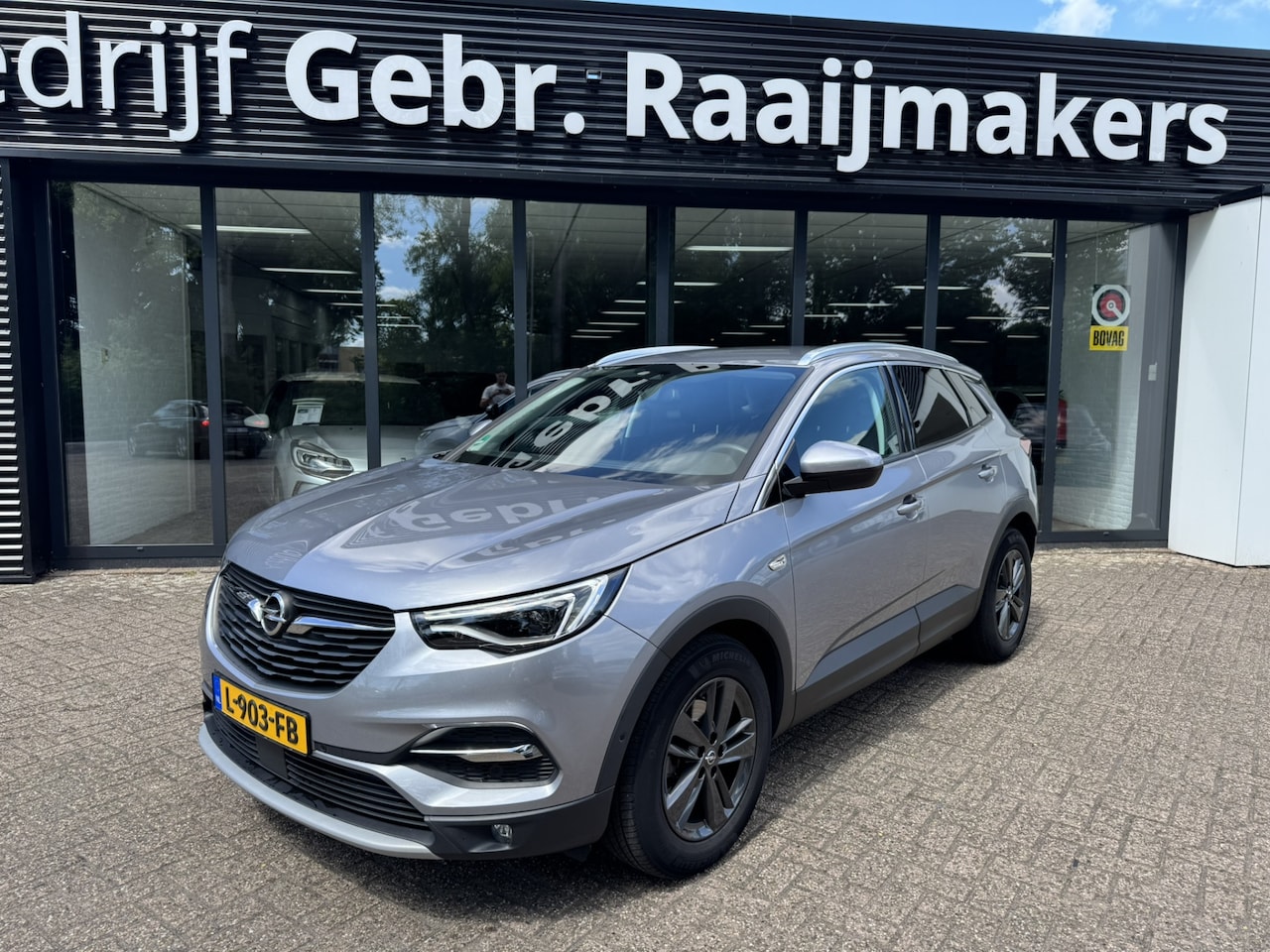 Opel Grandland X - 1.2 Turbo Business Executive 1.2 Turbo Business Executive - AutoWereld.nl