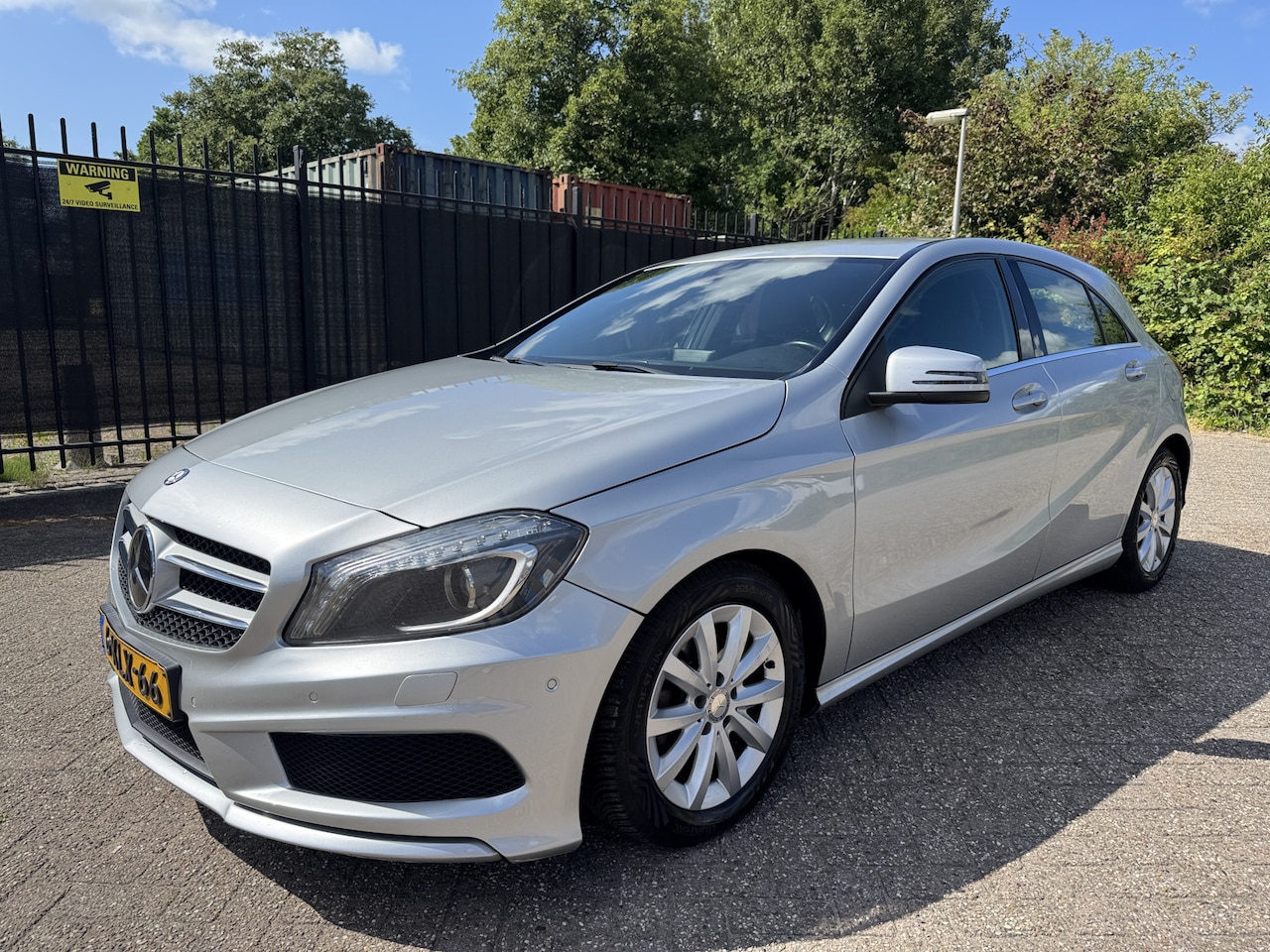 Mercedes-Benz A-klasse - 180 6 Versn Navi/Airco/PDC/Cruise/LED/Halfleer - AutoWereld.nl