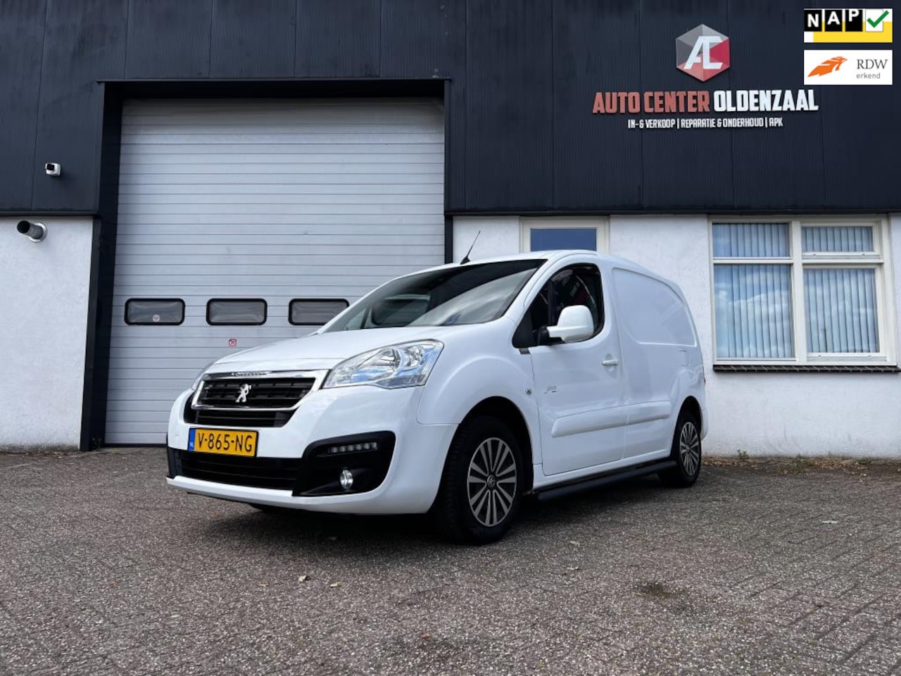 Peugeot Partner - 120 1.6 BlueHDi 100 L1 Pro|Nav|Led|Camera|PDC - AutoWereld.nl