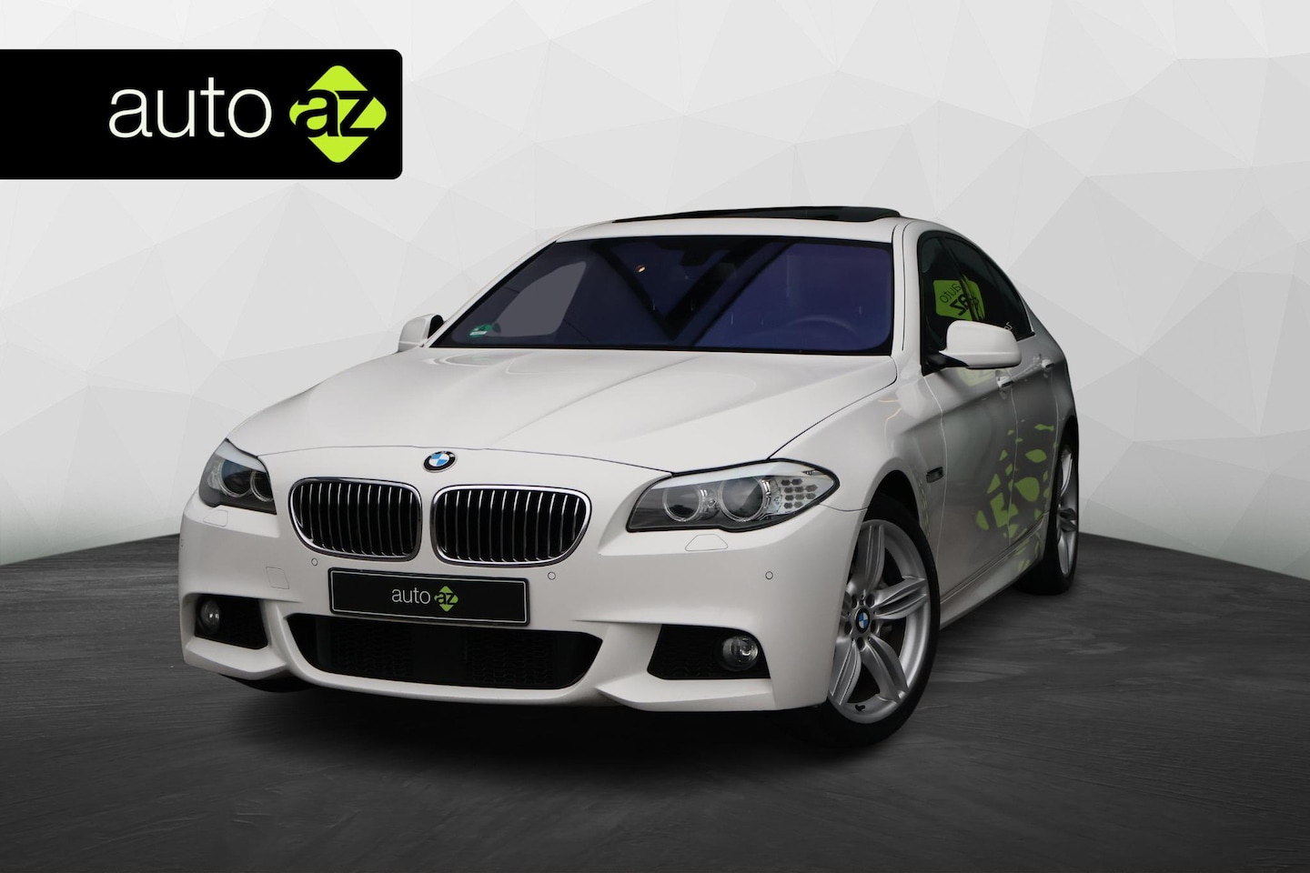 BMW 5-serie - 535i Upgrade Edition / M-Sport / B&O / Schuifdak - AutoWereld.nl