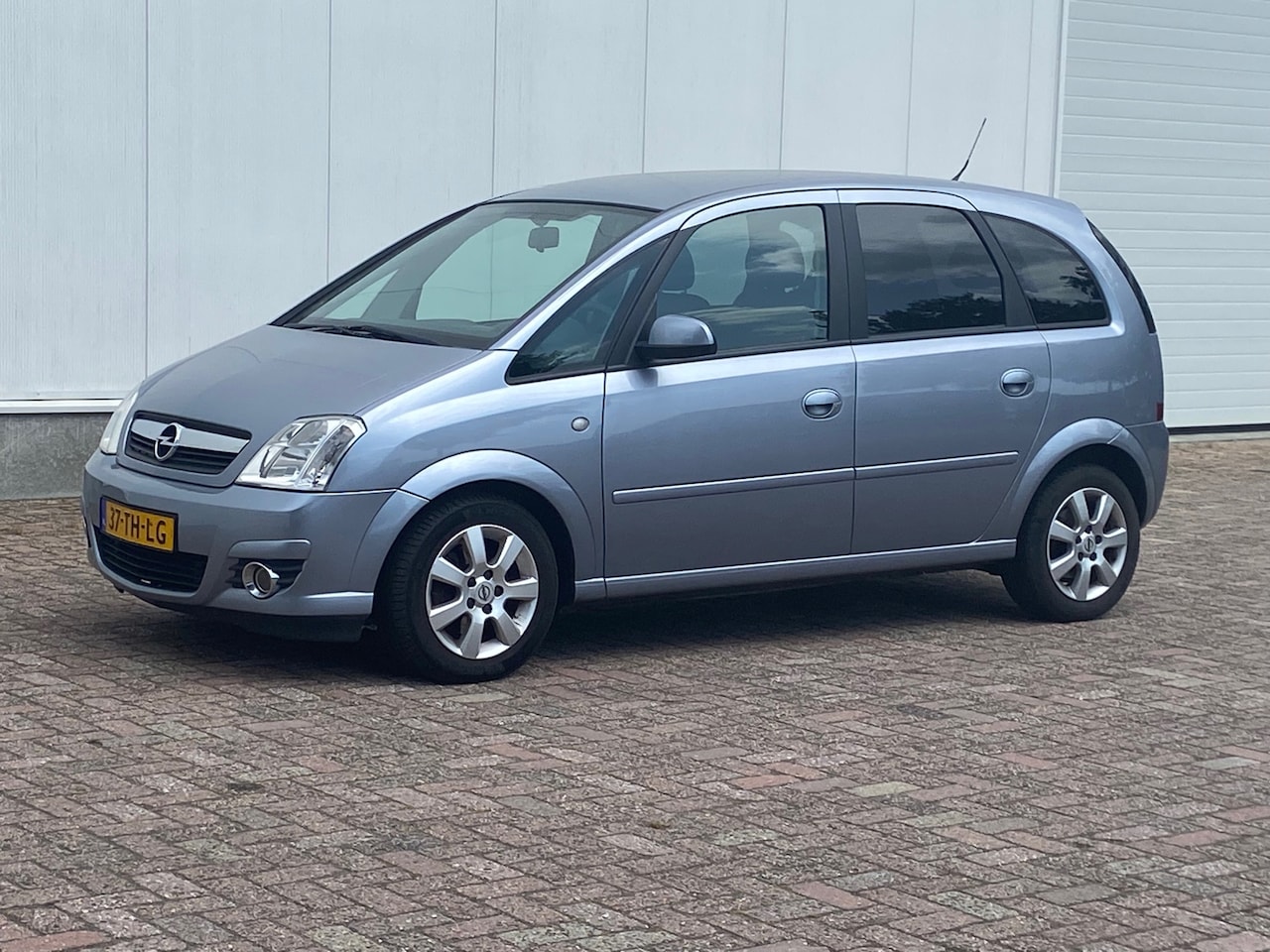 Opel Meriva - 1.7 CDTi Cosmo AIRCO APK 7-2026 - AutoWereld.nl